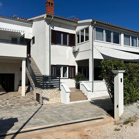 Apartmani Gemma Premantura Exteriér fotografie
